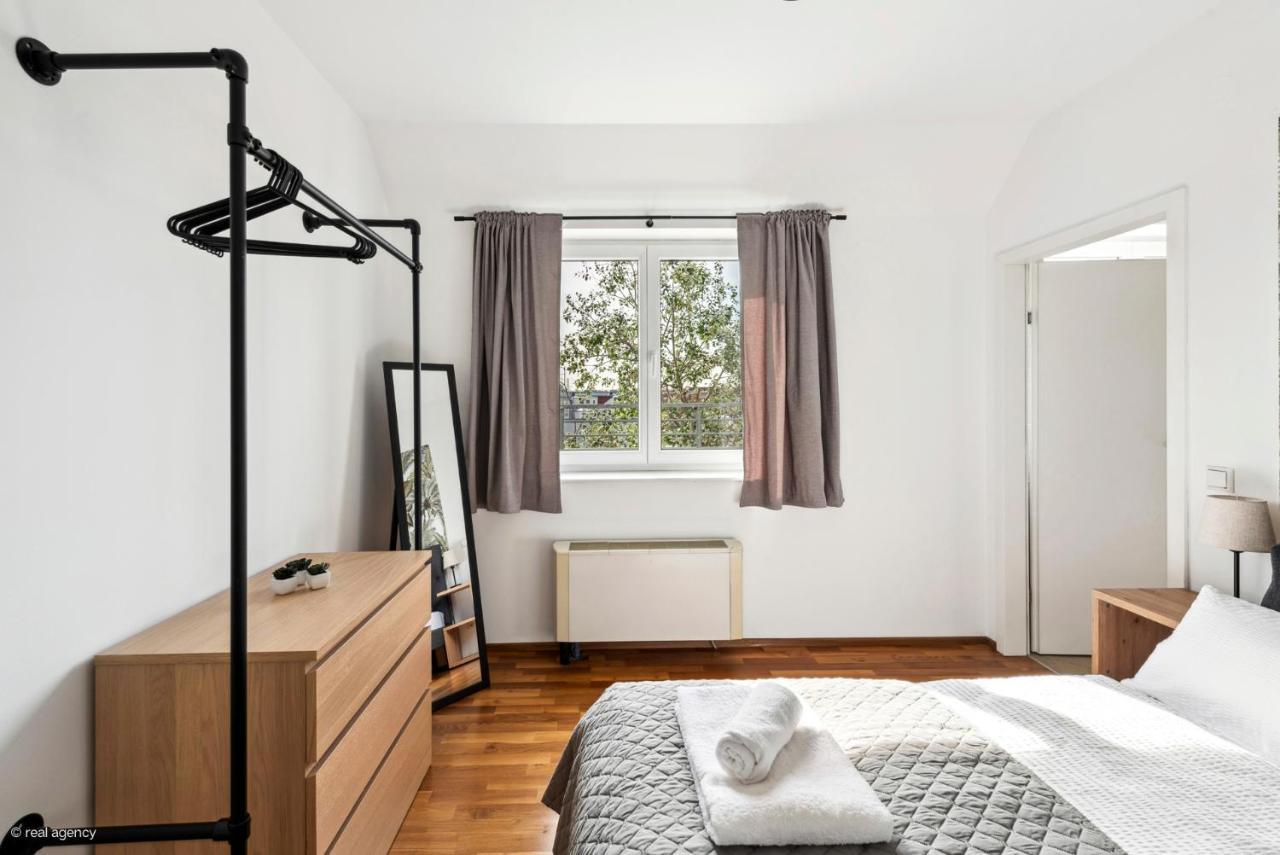 Bernhards Apartment Stadthalle - Klima & Terrasse Вена Экстерьер фото